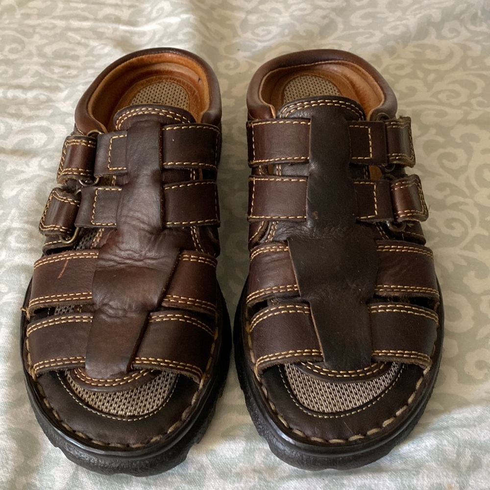 Born leather sandals size 7 womens